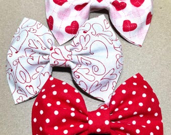 Valentine’s day hair bow. Red bow clip. Hearts bow clip
