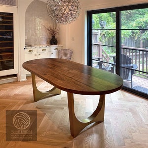 Racetrack on sale shaped table