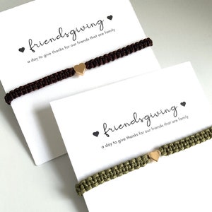 Bracelet Friendsgiving avec breloque cœur : un cadeau attentionné pour célébrer une amitié