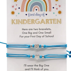 Braccialetti coordinati &quot;Mamma e Me&quot; a forma di cuore color verde acqua, primo giorno di scuola materna, braccialetti minimalisti, cuori argentati