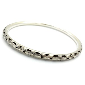 Chinese Floral Cutout Sterling Silver Bangle Bracelet