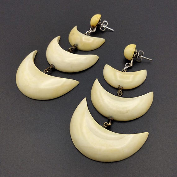 Mid Century Carved Crescent Bone Graduated Triple Drop Pierced