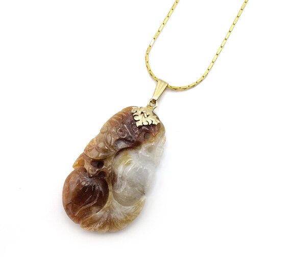 Brown and White Carved Jade 14K Gold Pendant Neck… - image 2