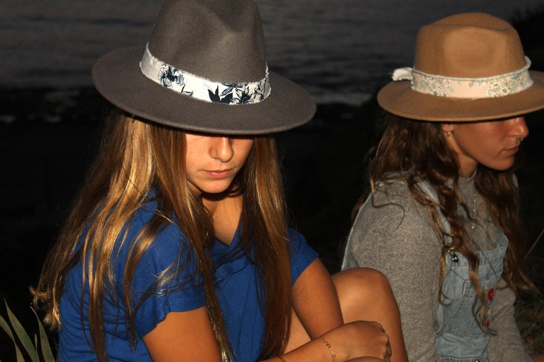 Grey and beige fedoras for women - wide brimmed hats - cowboy hats - wide brimmed fedora - western hat - 100% felt