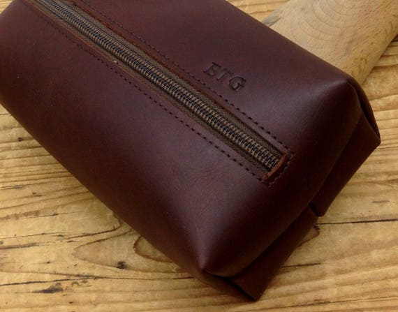 extra large men's leather toiletry bag