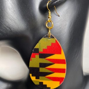 Kente Print Teardrop Earrings: African Fabric Wooden Earrings