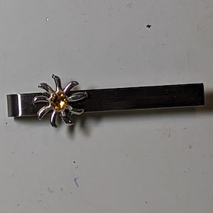 Tie clips