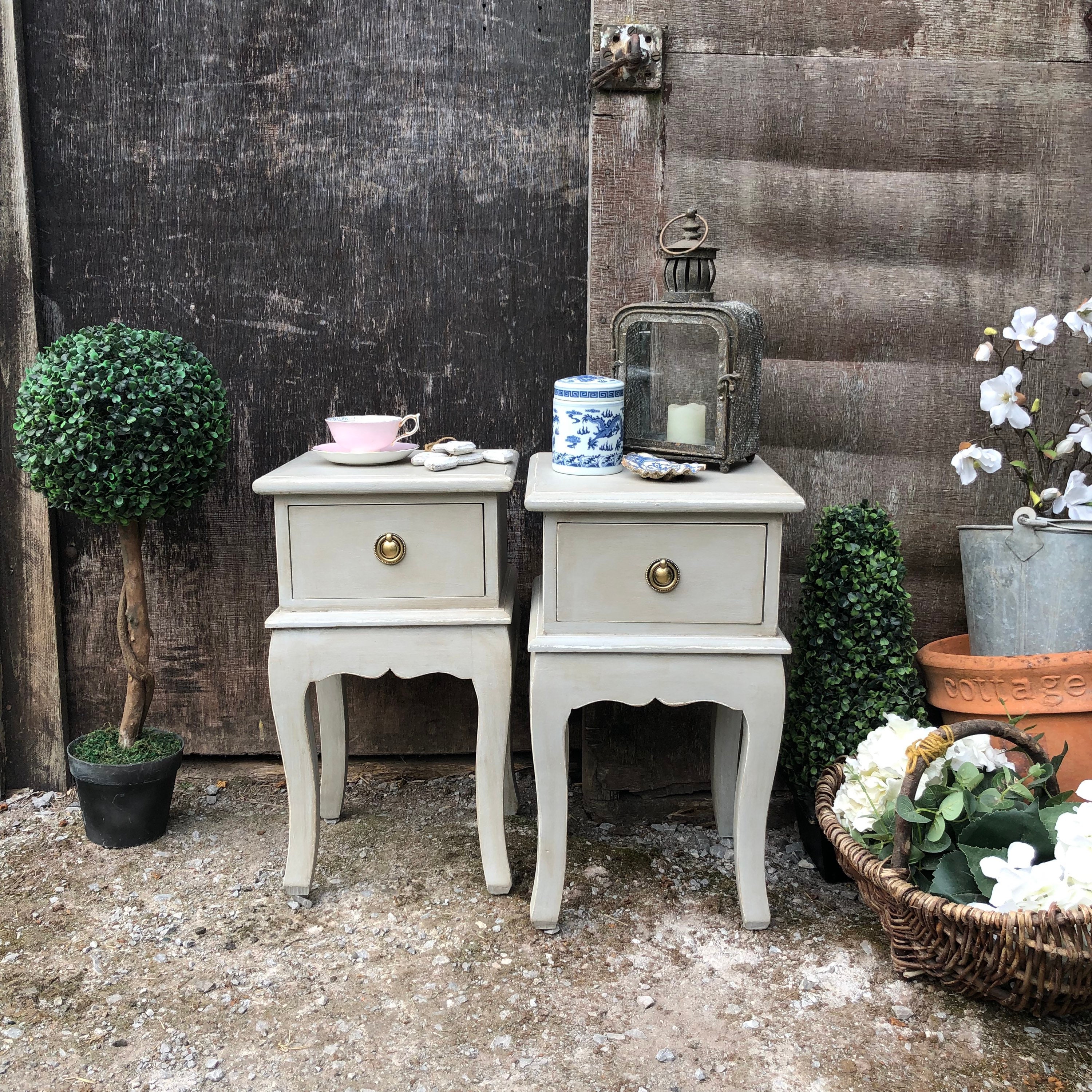paire Assortie De Rustique