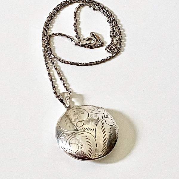 Vintage Sterling LARGE Round Hand Engraved Floral Locket Necklace