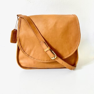 Vintage 1980s Coach Leather Crossbody Bag: Saddle Tan Made in USA