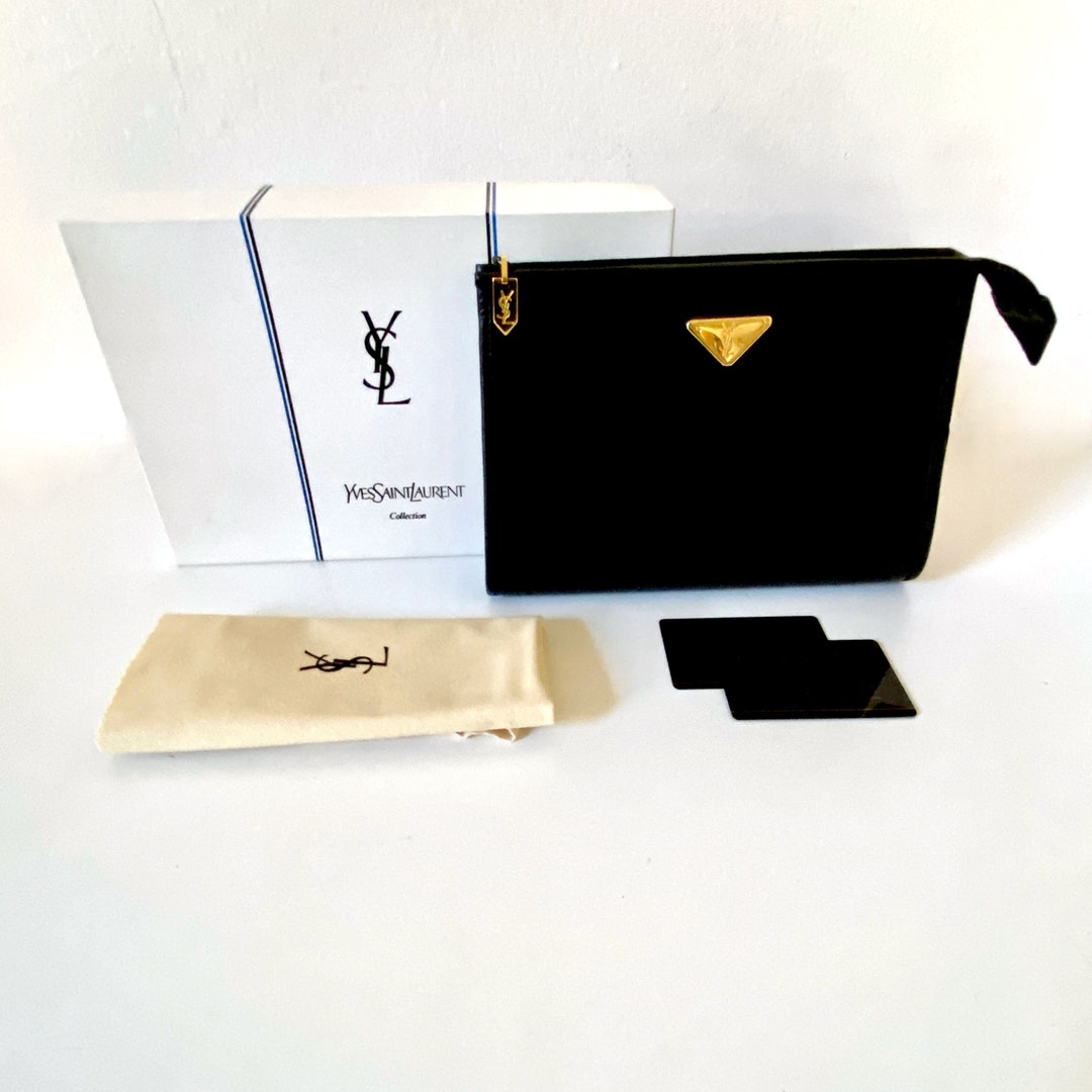 0090~Leather Clutch