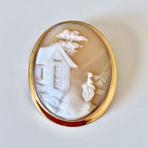 アンティークシェル 14K ゴールド 大型手彫りカメオ ブローチ ペンダント 田舎の風景を描いた 回転式フリップアップベール