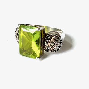 Vintage Sterling Silver Peridot Ring: Marcasite Cocktail Ring, Size 6.25