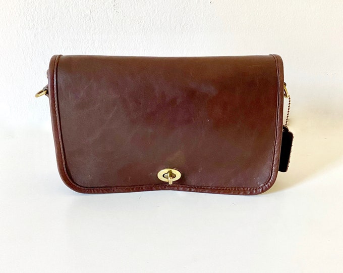 COACH Vintage Brown Penny Pocket Bag Leather Purse Small Cross Body Bag