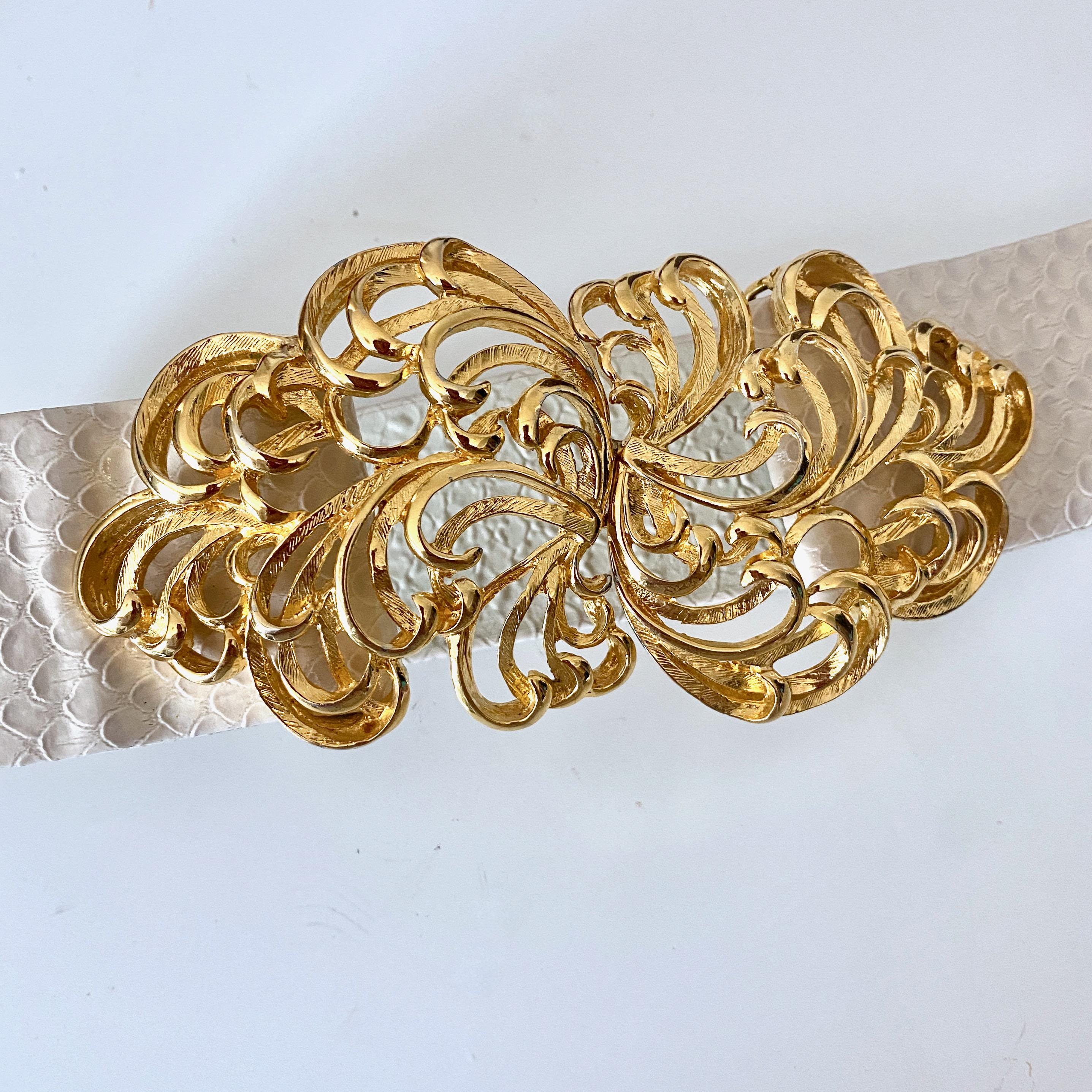 Vintage Mimi Di N Belt Buckle Gold Tone with Pearls Rare Signed 1987 Vintage Mimi Di N 1987 Gold Tone Buckle 1 of 2 Pieces | eBay main image 3