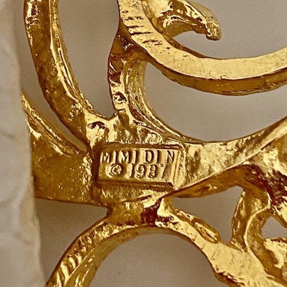 Vintage Mimi Di N Belt Buckle Gold Tone with Pearls Rare Signed 1987 PRICE DROP Vintage Mimi Di N 1987 Gold Tone Leaves and Faux  main image 4