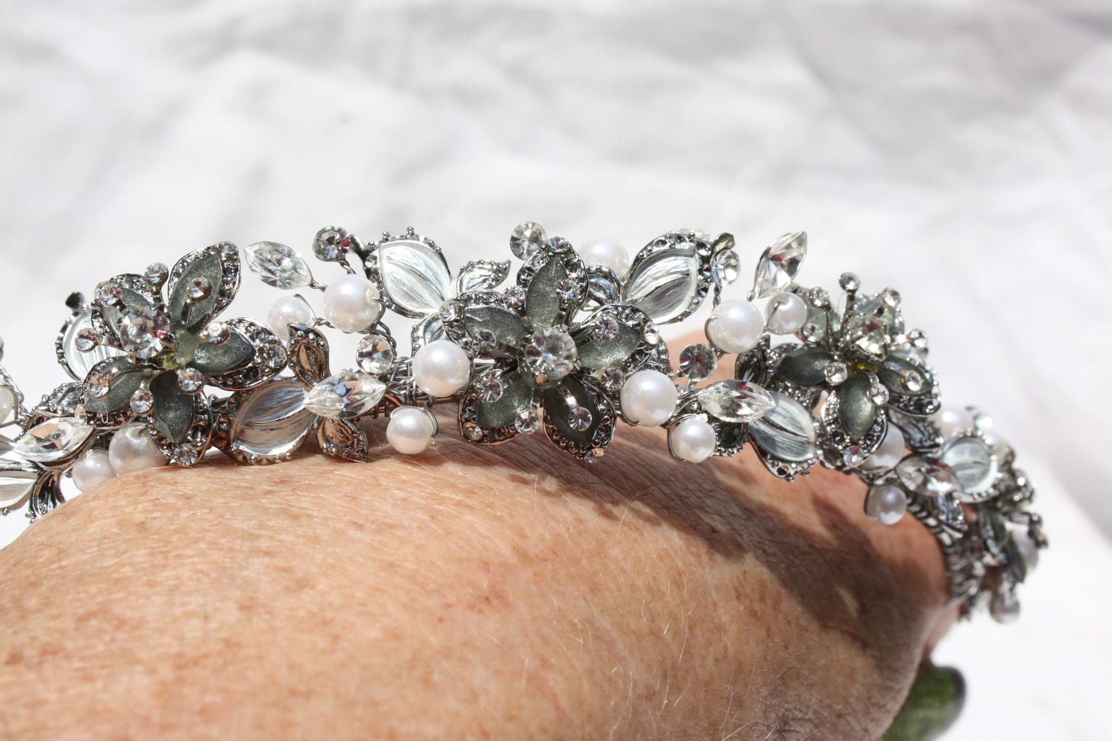 davids bridal headpiece