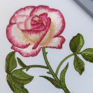 バラの花の機械刺繍デザイン | 花の刺繍パターン 3 サイズ