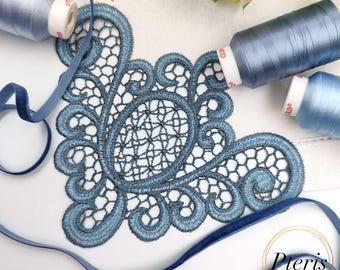 Victorian Lace Corner Embroidery Design: FSL Napkin Project (5x7 Hoop)