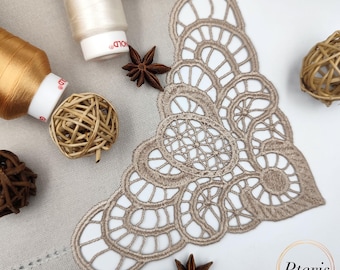 Lace Napkin Corner: Elegant FSL Machine Embroidery Design (5x7 Hoop)