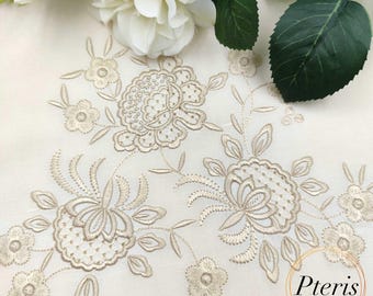Vintage Style Flowers Machine Embroidery Design: Hand-like Stitch (5x7, 6x10, 7x12 Hoops) (Digital Download