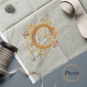 Motif de broderie Machine monogramme mariage Français majuscule C - 5 tailles - cerceau 4 x 4 et 7 x 5