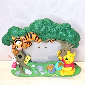 Disney Vintage 90s Winnie the Pooh Tigger & Piglet 3 Dimensional 4x6 Photo Frame