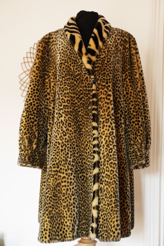 Panther Fake fur Coat made in Belgium- medium size