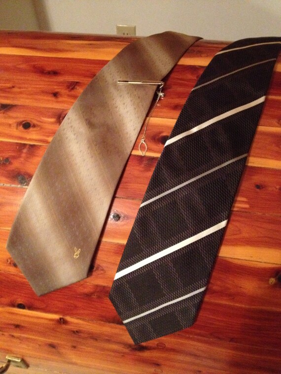armani tie clip