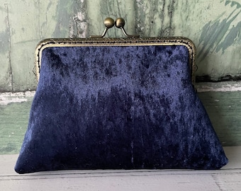 Pochette à coudre bleu marine en velours froissé de style vintage 5,5 pouces