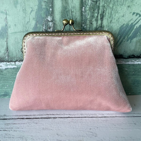 Crepe Pink Velvet 5.5 Inch Sew In Bronze Clasp Purse Frame Vintage Style Clutch Bag