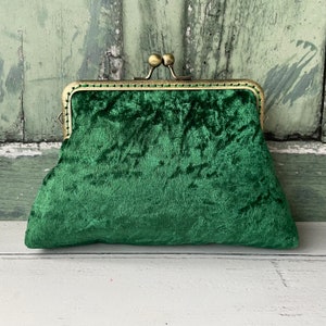Bolso de mano estilo vintage de terciopelo verde joya de 5,5 pulgadas con marco cosido