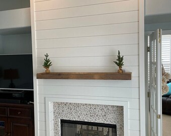 Modern Timber Craft Rustic Barnwood Floating Mantel Shelf – 3x7, Reclaimed Wood, Wall Mounted – Made In USA, Brackets Included