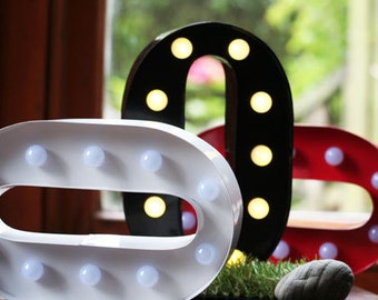 LETTER O - Metal Carnival Style Marquee Light, LED Light Up Letter - Battery Operated | Various Colours - Perfect Night Light | Gift Idea