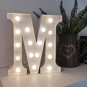 LETTER M - Metal Carnival Style Marquee Light, LED Light Up Letter - Battery Operated | Various Colours - Perfect Night Light | Gift Idea