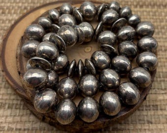 Vintage Navajo pearl and disc bead necklace.  Sterling. 12.5mm pearl size necklace.