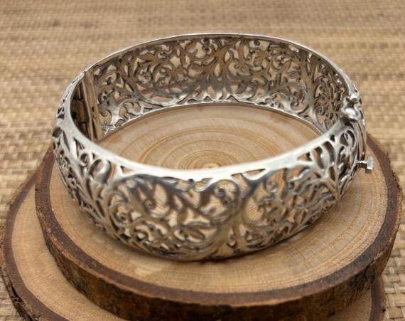 Hand made sterling scroll hinged bangle bracelet - image 3