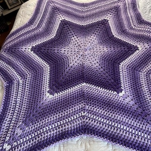 Manta de estrellas tejida a mano a crochet – Manta galáctica, manta estilo bruja, colores personalizados