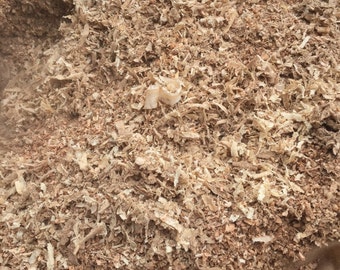 Sawdust and wood shavings