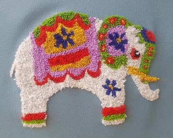 ELEPHANT Punch Needle Embroidery Kit