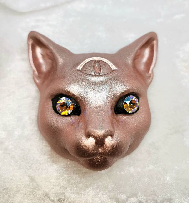 Cosmic mystic resin cat mirror, crystal sphynx pocket makeup mirror, Witchy accessory, resin art, witchy gift, gothic accessories Topaz