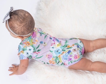 Floral bodysuit, for girls, newborn girl gifts, coming home outfit, baby shower gift, spring baby, baby gift for girls, baby clothes