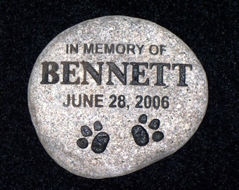 Pet memorial stone custom engraved granite river rock 7"