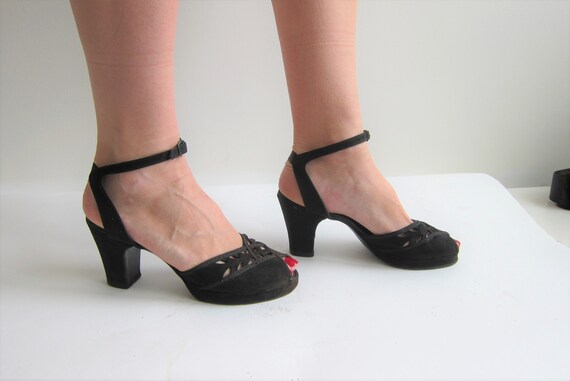 Vintage 40's Womens Shoes Black Suede Ankle Strap