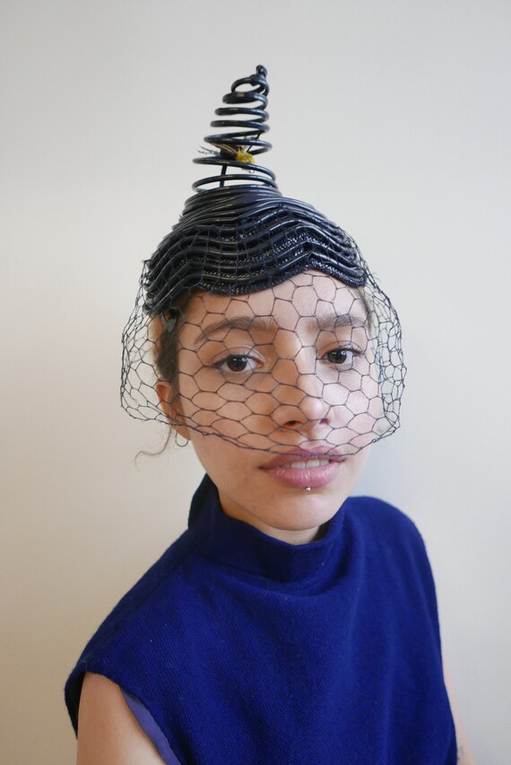 1940s Bes-Ben Hat "Bee In Her Bonnet" Navy Straw,