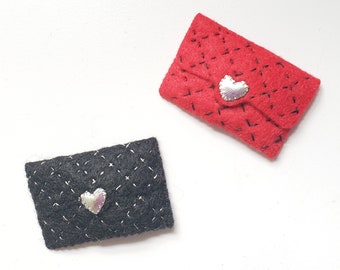 Horquilla de fieltro para bolso, pinza para el cabello, color rojo/negro.