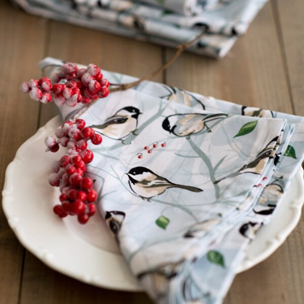 Winter bird set of cotton napkins - Set of 4 dinner napkins - Light blue rustic table decor - For Christmas dinner - Titmouse birds