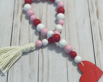 Beads- Valentines Beads- Decorative Beads - Red Pink Beads-Valentines Garland