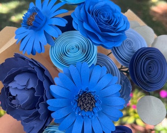 Fiori Ombre blu - Decorazioni per la tavola di nozze - Matrimonio blu - Fiori di carta con stelo - Bouquet di fiori blu - Fiori di carta blu