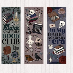 Puede incluir: Tres marcadores ilustrados con un tema de academia oscura. El primer marcador presenta un logotipo de club de lectura con el texto "Dark Academia Book Club". El segundo marcador presenta una calavera, libros, una m&aacute;quina de escribir y una mariposa. El tercer marcador presenta una calavera, libros y el texto "In My Dark Academia Era".